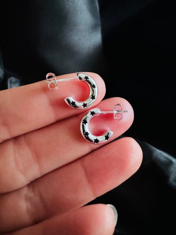 Semi Argollas con Estrellas Esmaltadas