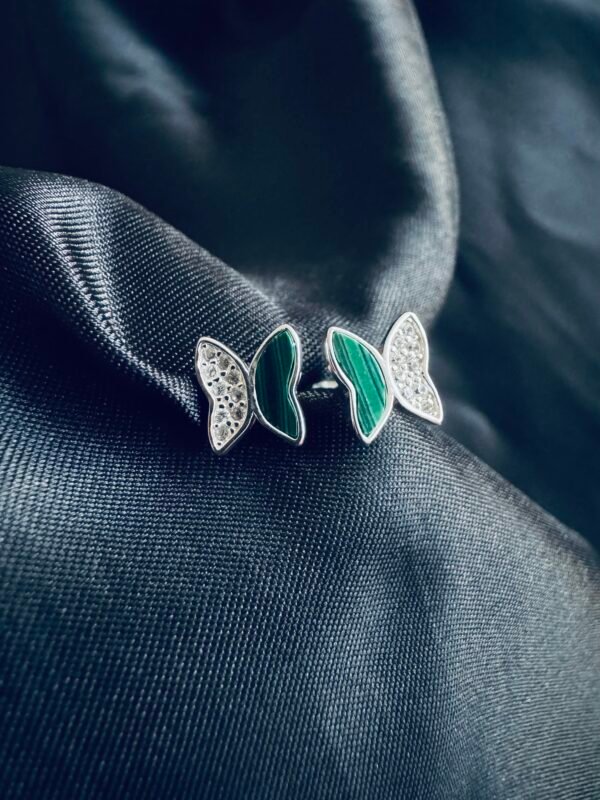 Piercing de Oreja Mariposa Circones