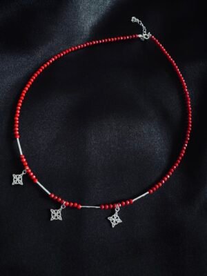 Collar Cristales Rojos con Nudo de Bruja
