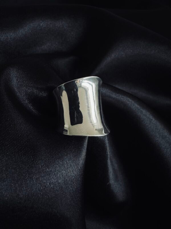 Anillo Adaptable Cóncavo Chunky Liso