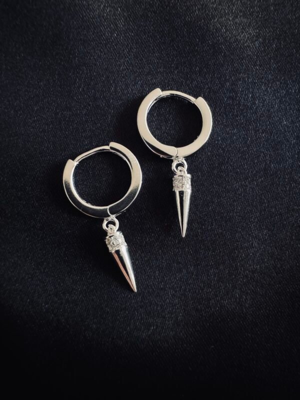 Argolla Huggie Punta Circones