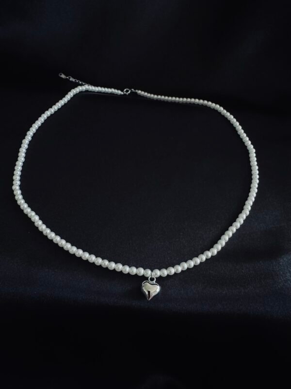 Collar Perlas y Corazón
