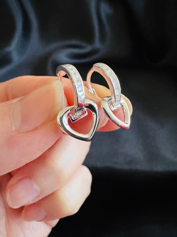 Argolla Huggie Corazón