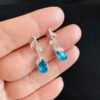 Aros Hojas con Circones y Gota de Cristal Azul