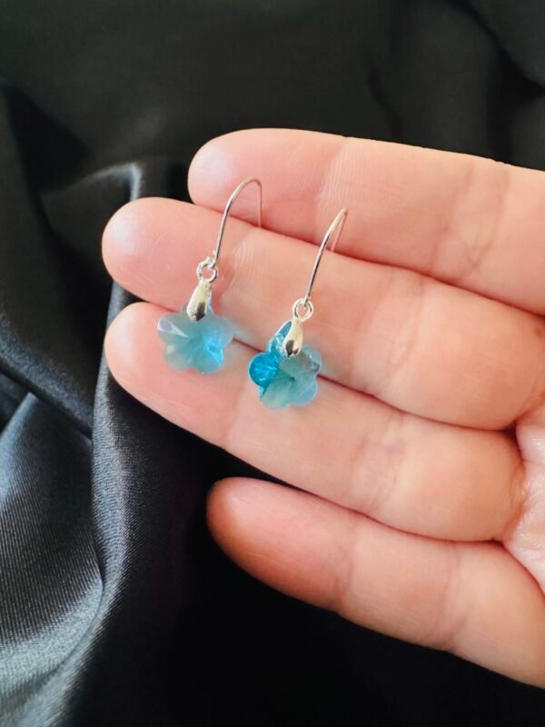 Aros Flor de Cristal Celeste