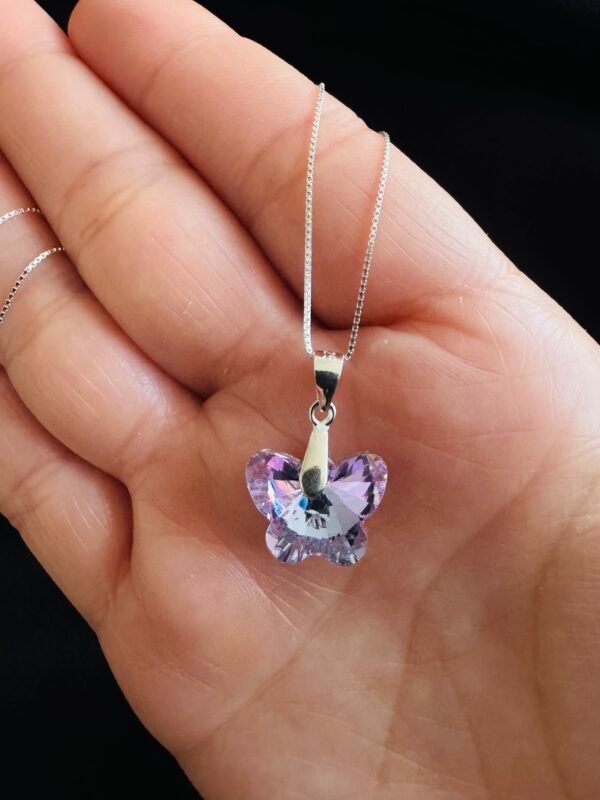 Collar Mariposa de Cristal