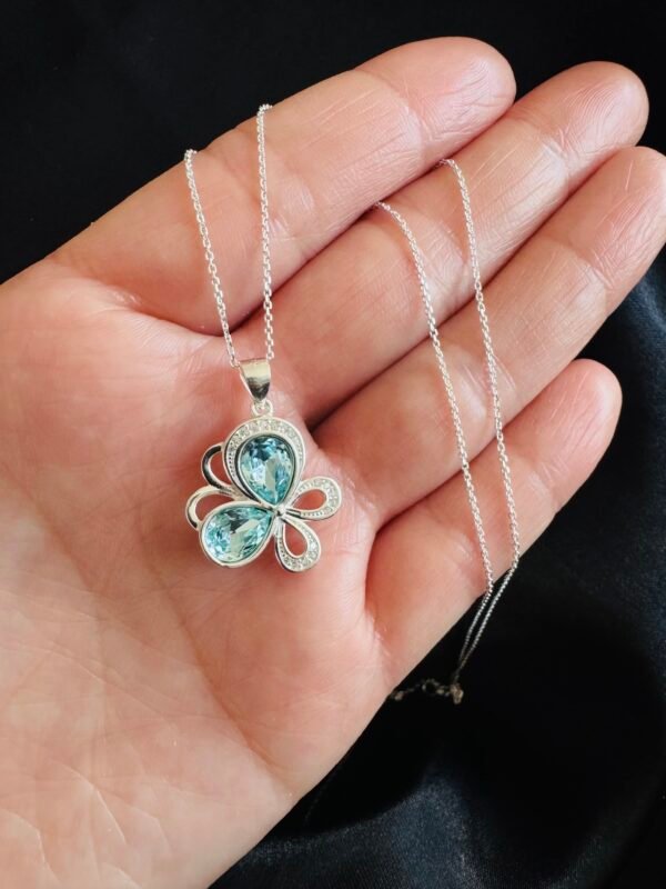 Colgante Mariposa de Cristal Celeste