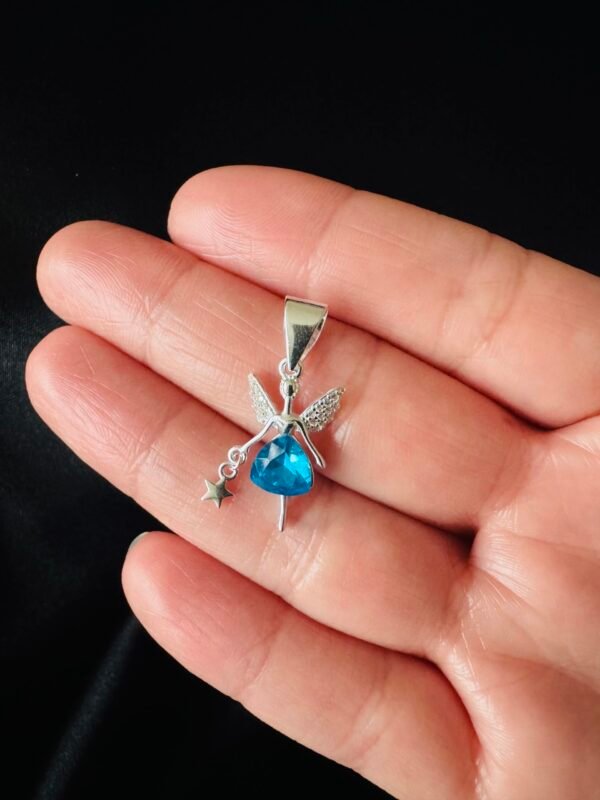 Colgante Hada con Circón Celeste y Estrella
