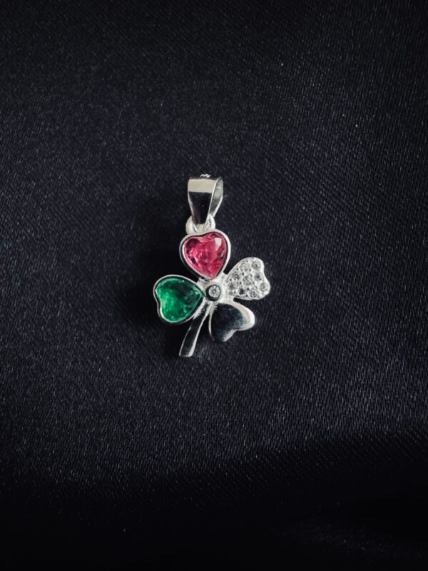 Colgante Trébol de la Suerte con circones