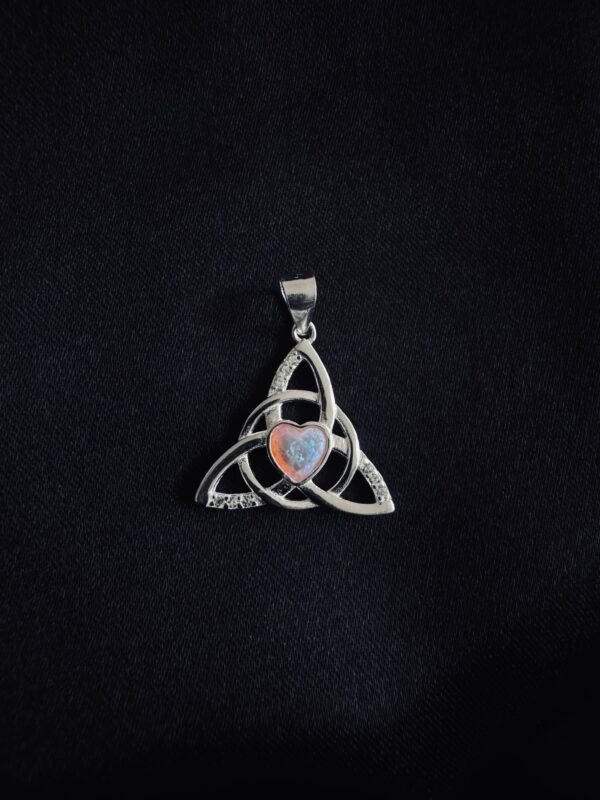Colgante Triqueta y Corazón con Ópalo Rosado