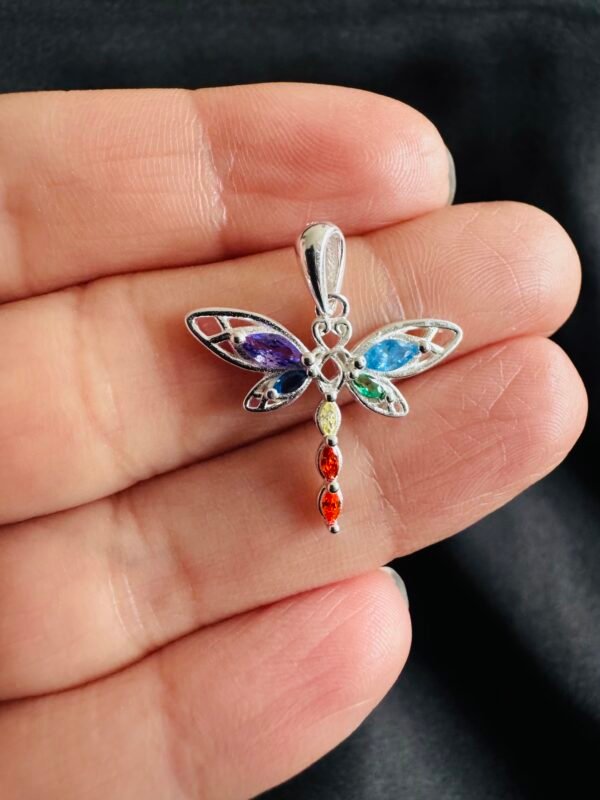 Colgante Libélula con Circones de color