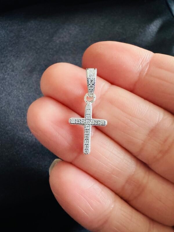 Colgante Cruz con Circones