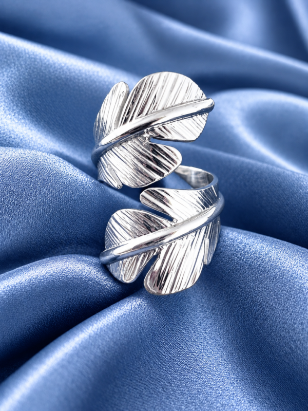 14FBE0E8-1E96-4334-88F2-CC29C17982F0 Anillo Adaptable Hojas Chunky
