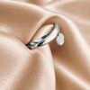 293C937A-9F7E-42AE-A6E1-8BFF35CCE170 Anillo Adaptable Órbita de Plata Chunky