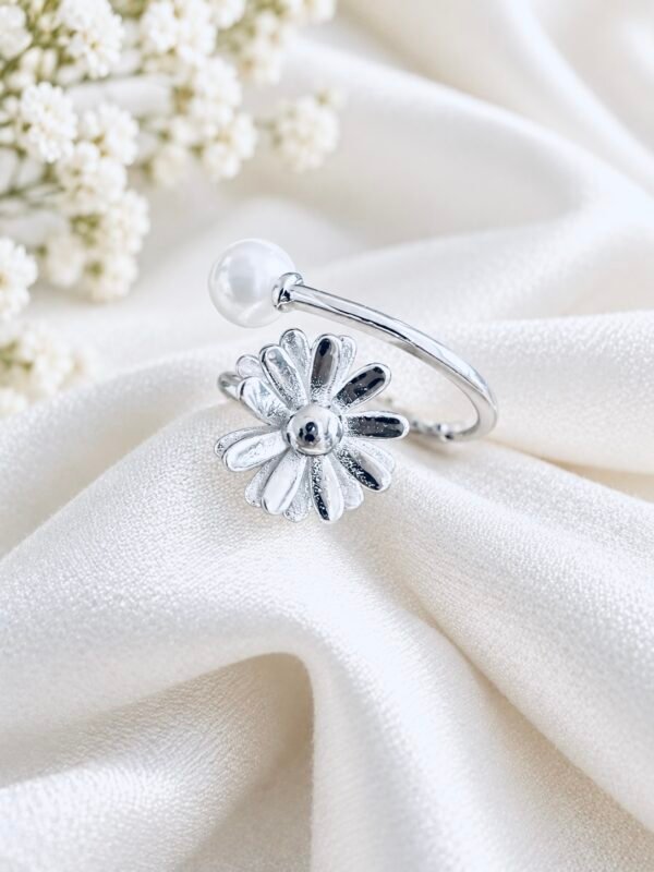 Anillo Adaptable Flor y Perla