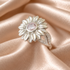Anillo Margarita con Circón Rosa