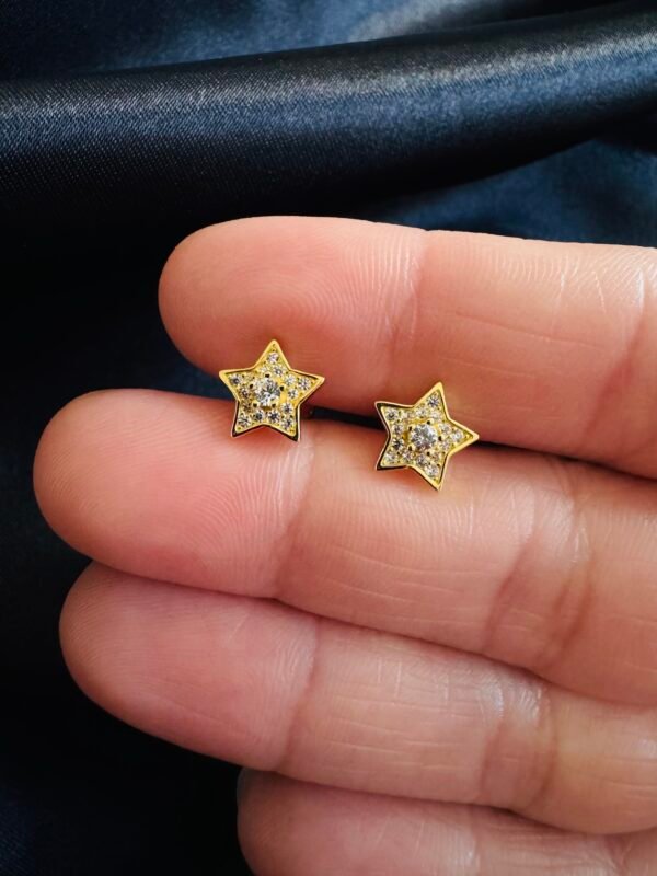 Aros Estrellas Doradas con Circones