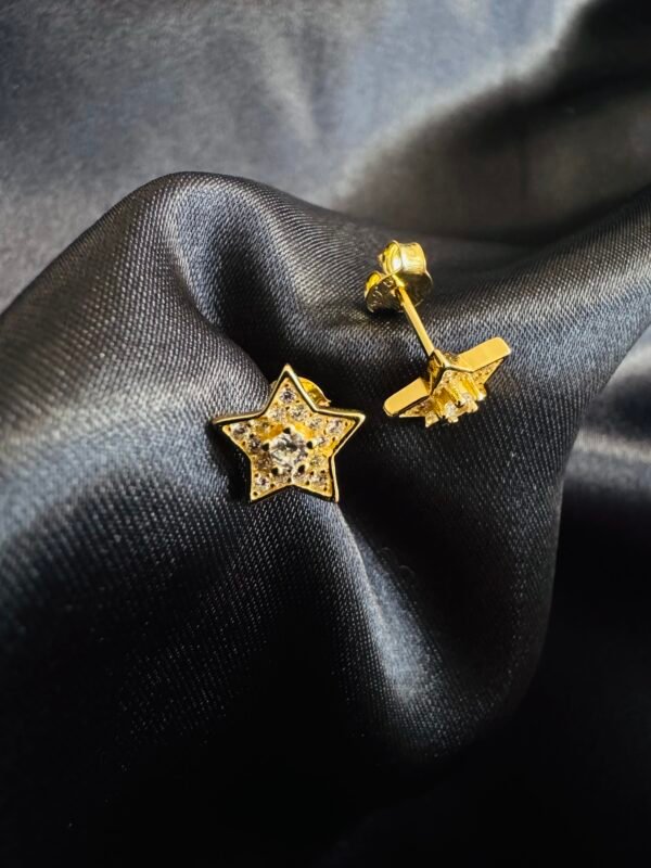 Aros Estrellas Doradas con Circones