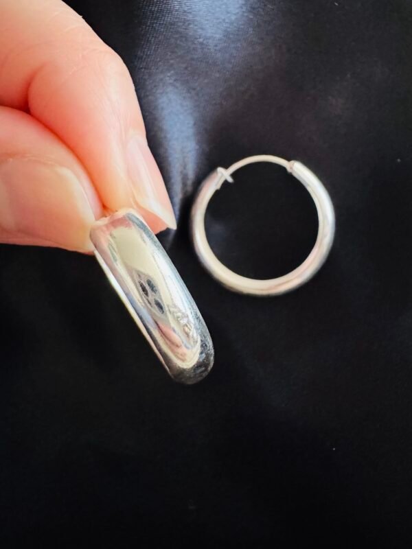 Argolla Estilo Bote 26 mm