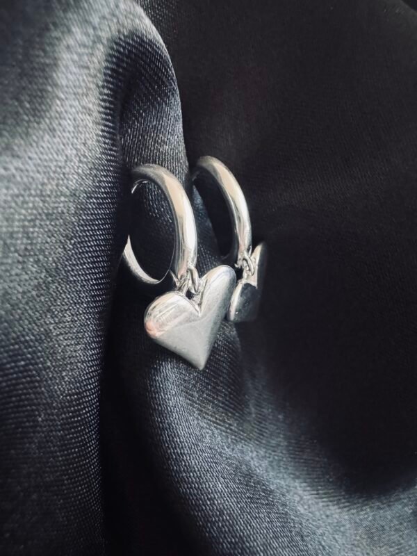 Argolla Huggie Corazón