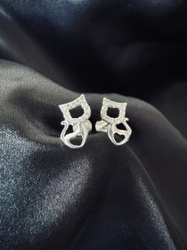 Aros Silueta Gatito con Circones