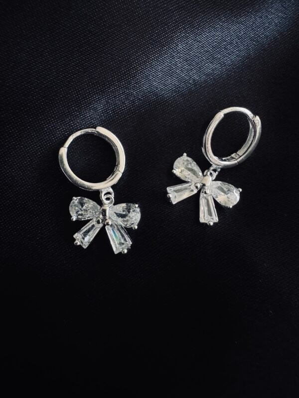 Argolla Huggie Lazo Coquette 🎀