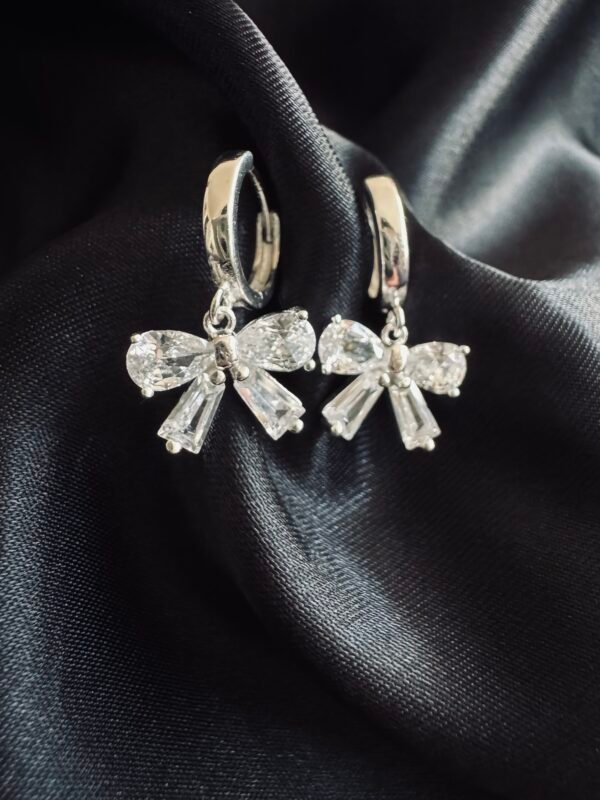 Argolla Huggie Lazo Coquette 🎀