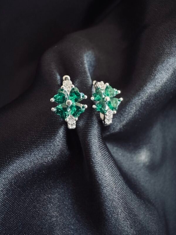 Argolla Huggie Trébol 🍀