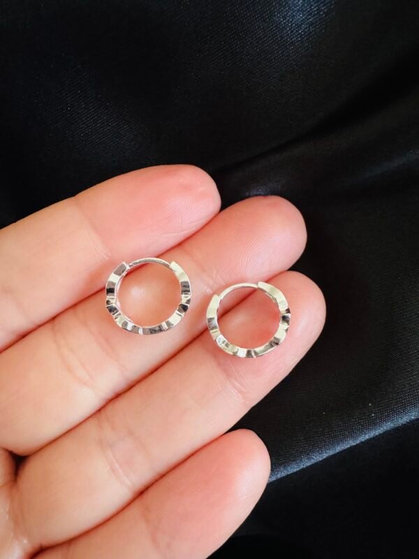 Argolla Huggie Circones de Color