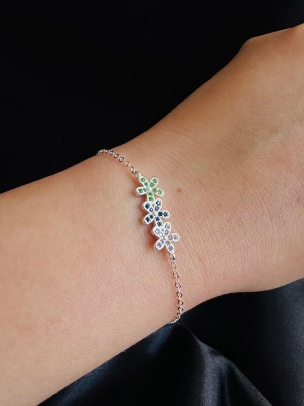 Pulsera Ajustable Flores con Circones