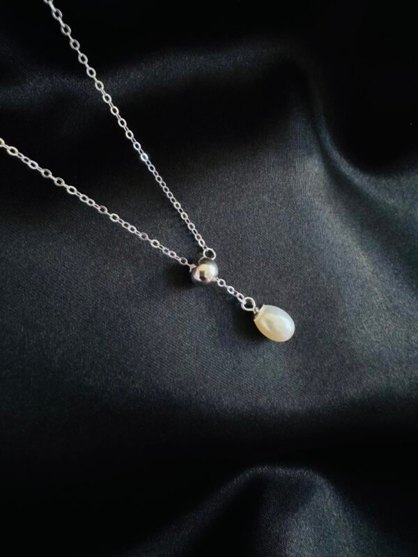 Collar Cascada Ajustable Perla