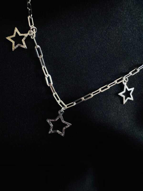 Collar Estrellas Martilladas 🌟