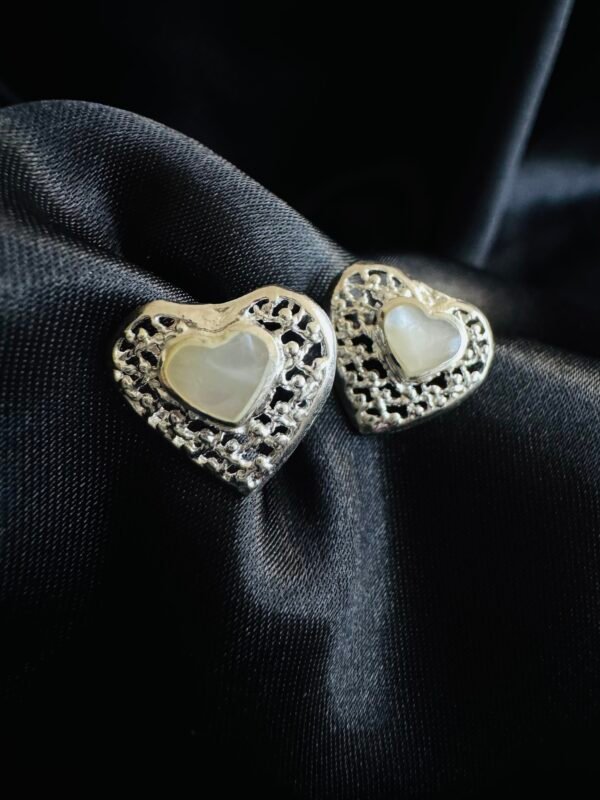 Aros en Filigrana Corazón con Nácar