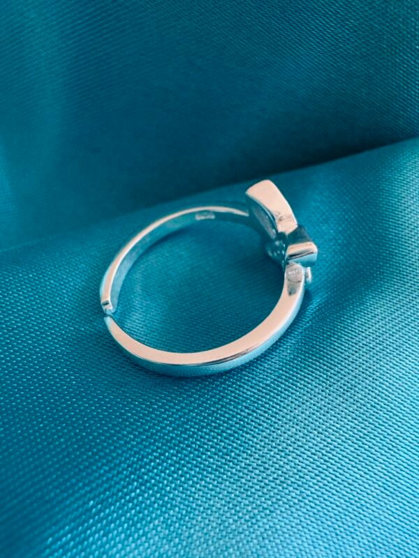 Anillo Midi Mariposa con Circones 🦋