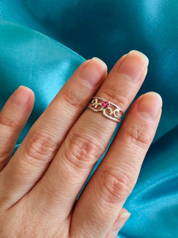 Anillo Midi Espiral con Circón Rosa