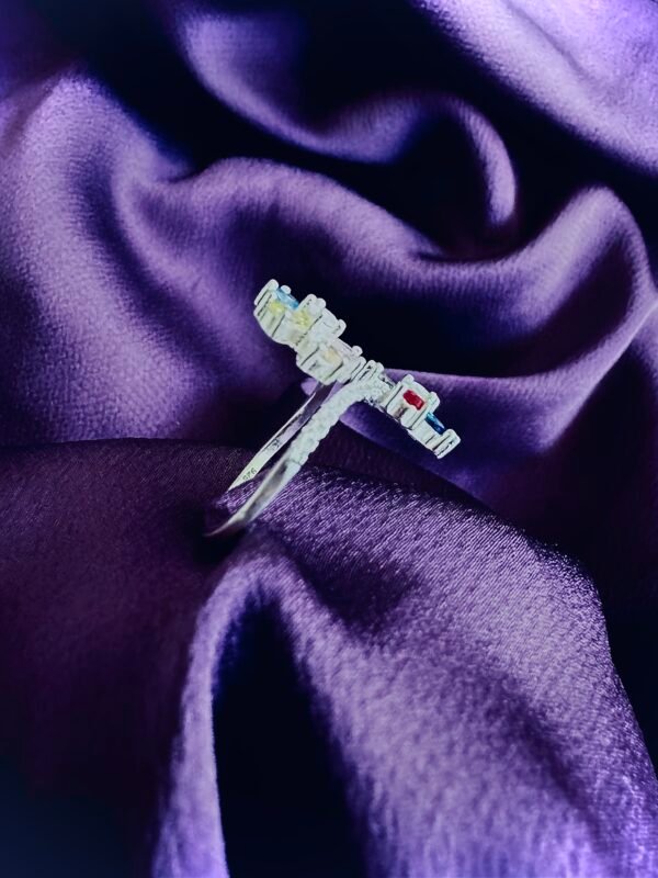 Anillo Adaptable Flores con Circones