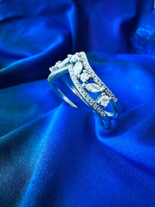 Anillo del Deseo con Circones