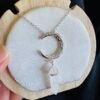 Collar Media Luna y Cuarzo
