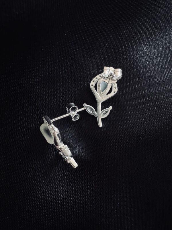 Aros Flor con Cuarzo