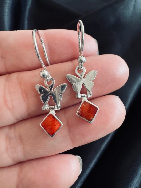 Aros Mariposa con Jaspe Rojo