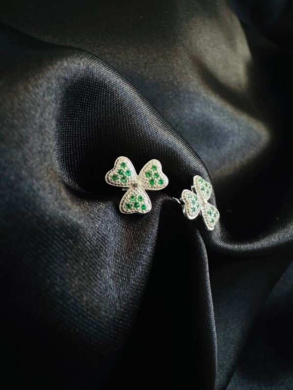 Aros Trébol con Circones ☘️