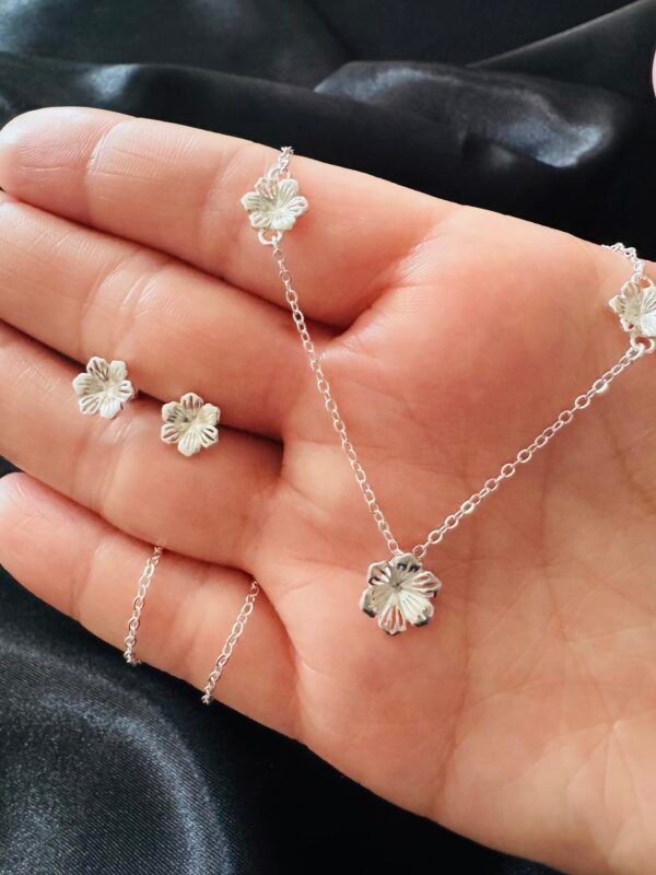 Conjunto Flor 🌺