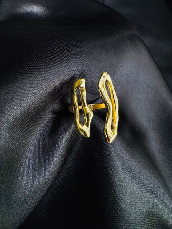 Anillo Adaptable Irregular Enchapado en Oro