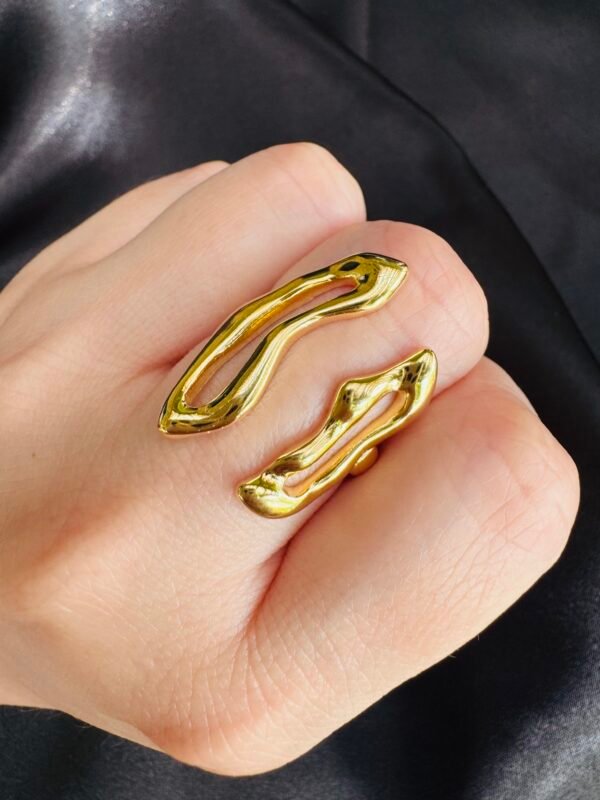 Anillo Adaptable Irregular Enchapado en Oro