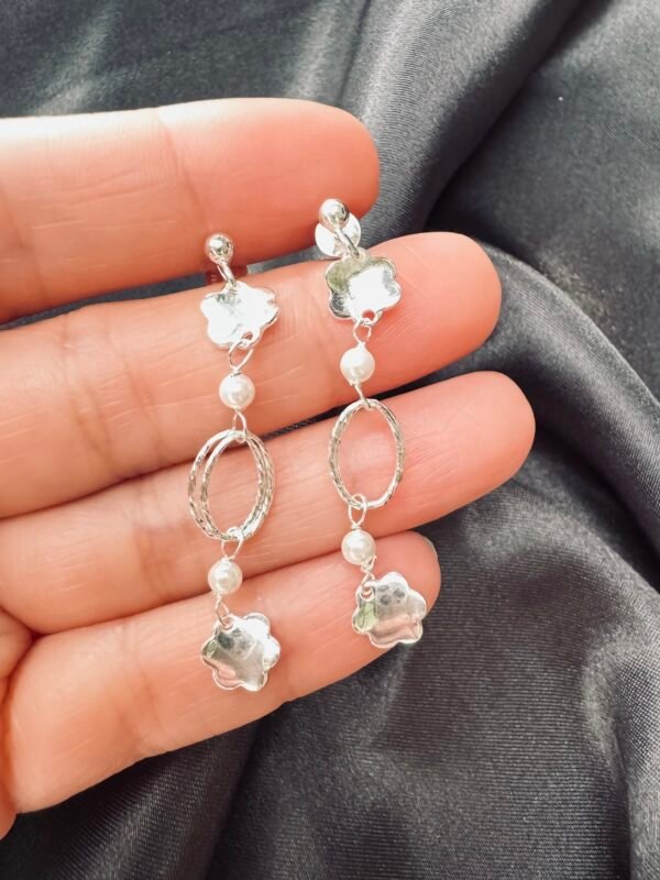 Aros con Flores y Perlas