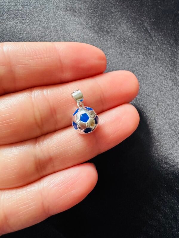 Colgante Pelota de Futbol Esmaltada