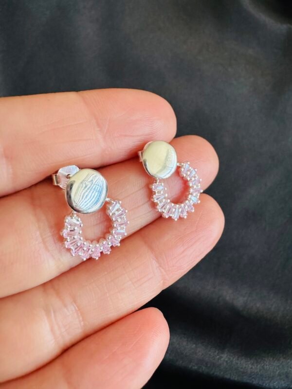 Aros con Serie de Circones Rosa