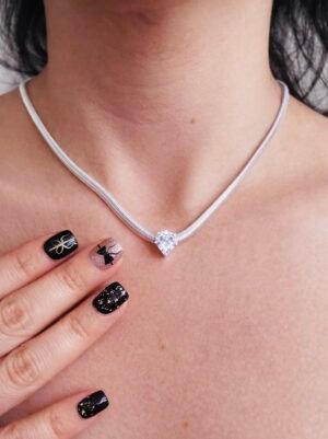 4BB92954-62D2-42B4-93BB-FA6F776BA084 Collar Victoria Lumière