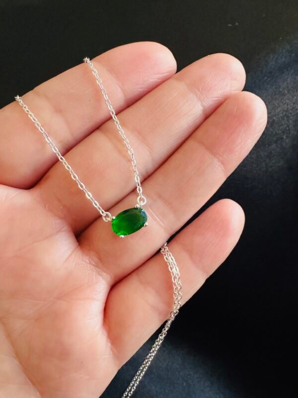 Collar Circón Verde Esmeralda