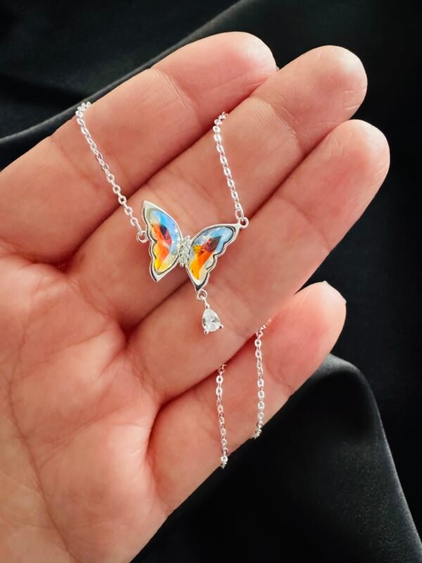 Collar Mariposa Dorada